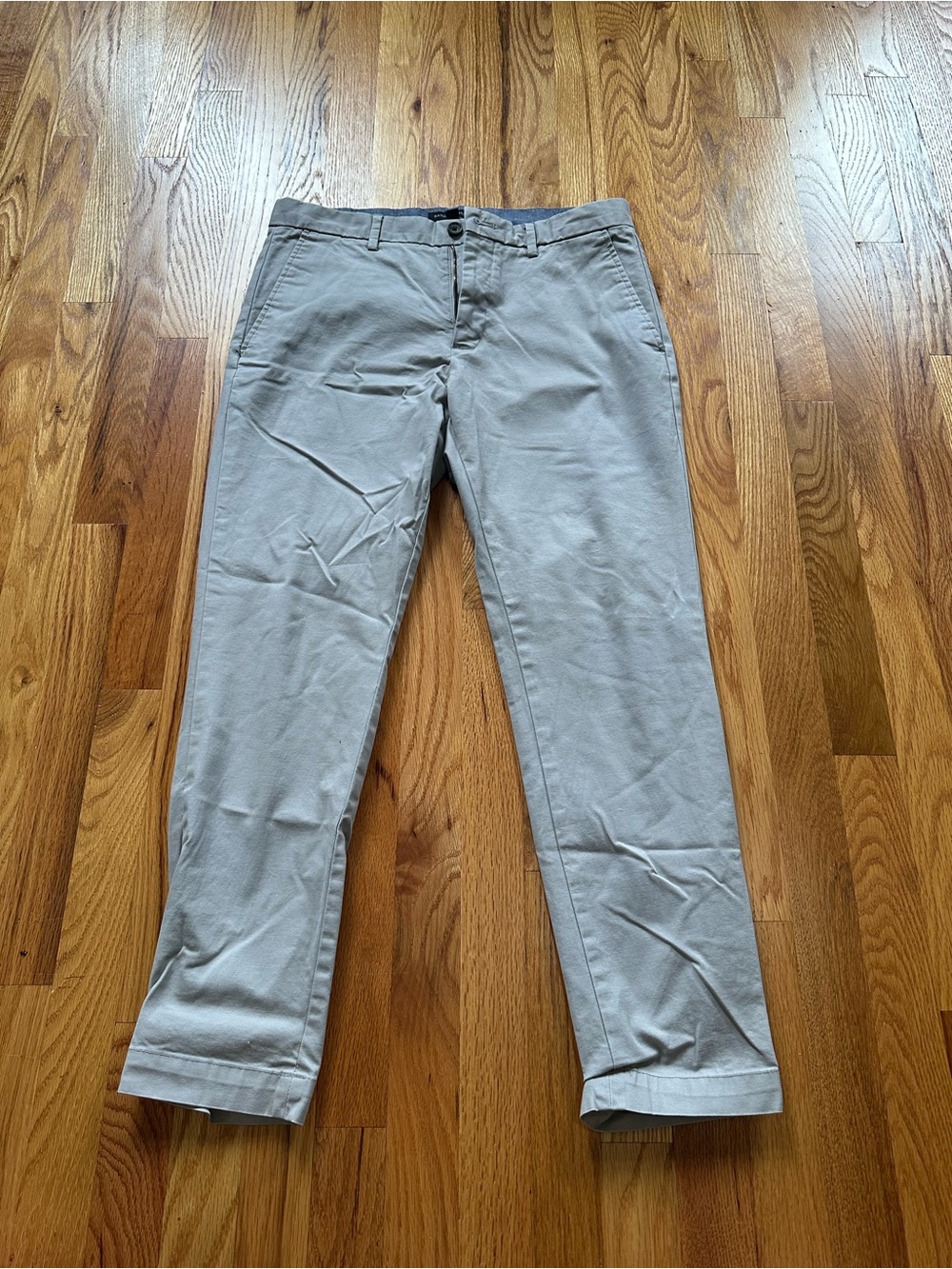 Men's Banana Republic Chino Pants in Light Gray - 31x30